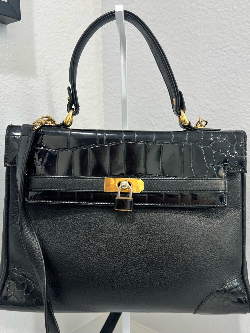Due Fratelli Genuine Leather Kelly Style Satchel Crossbody Black Made in Canada